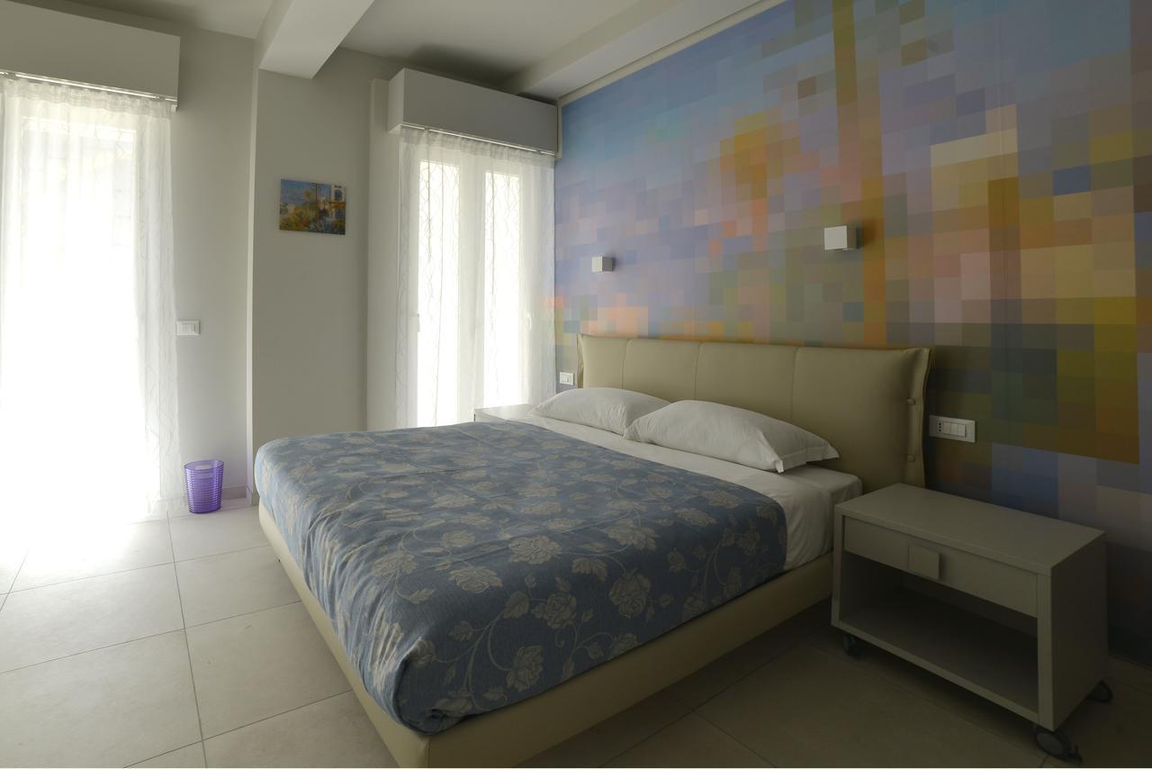 Hotel Villa Miki Bordighera Luaran gambar