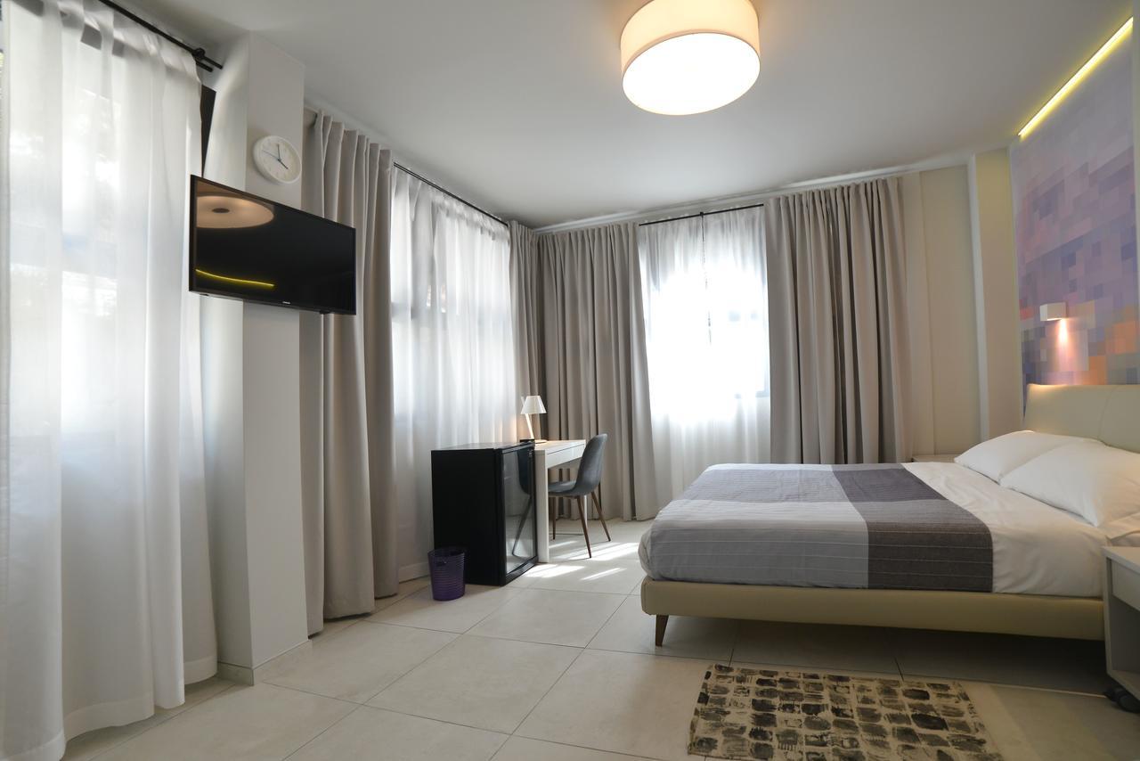 Hotel Villa Miki Bordighera Luaran gambar