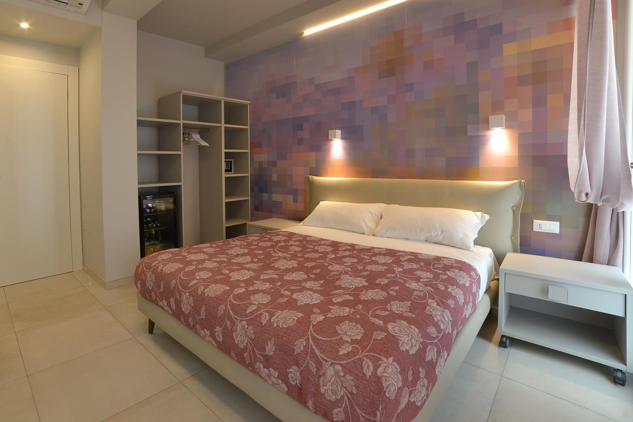 Hotel Villa Miki Bordighera Luaran gambar