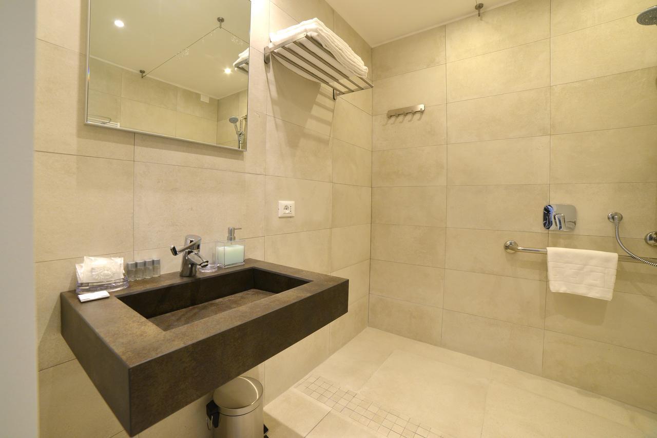 Hotel Villa Miki Bordighera Luaran gambar