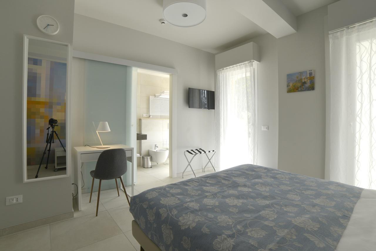 Hotel Villa Miki Bordighera Luaran gambar