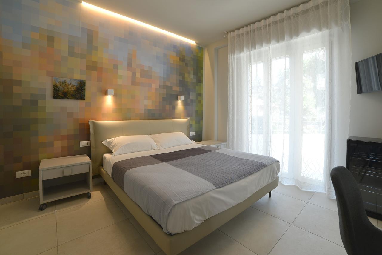 Hotel Villa Miki Bordighera Luaran gambar